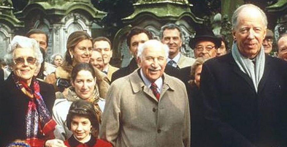 FOTO // Top 4 familii despre care se spune că s-ar afla la conducerea lumii